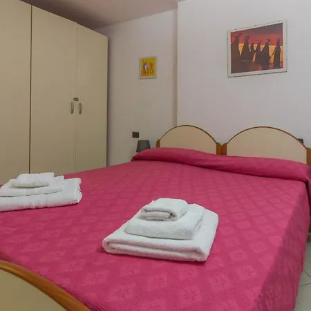 Apartmán Pittulongu Comfy Apt - W/ Private Parking & Pool *