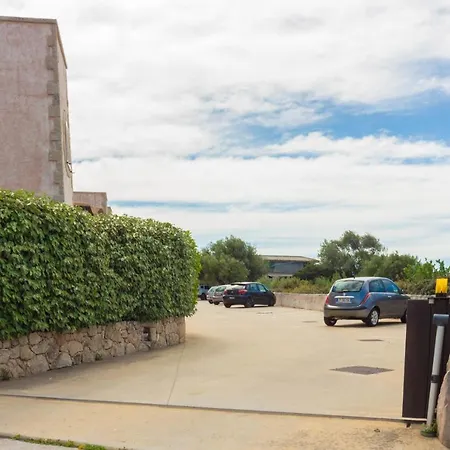 Διαμέρισμα Pittulongu Comfy Apt - W/ Private Parking & Pool