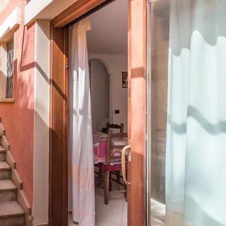 Pittulongu Comfy Apt - W/ Private Parking & Pool Appartement